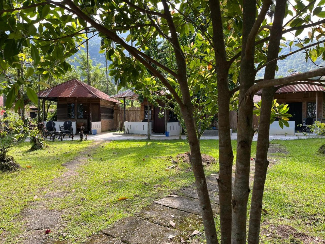 Eka'S Bungalows Maninjau Exterior foto