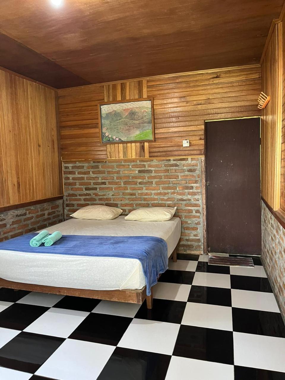 Eka'S Bungalows Maninjau Exterior foto